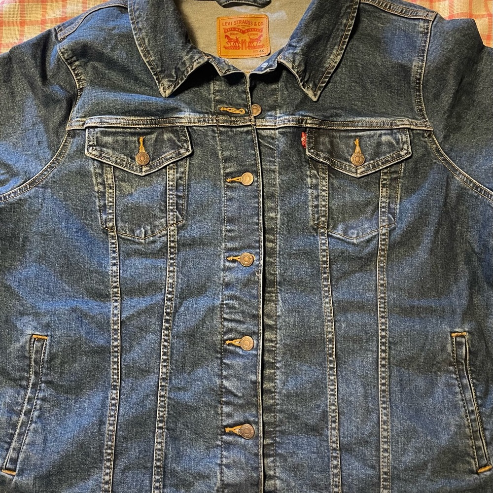 Levi's Women’s Denim Jacket size 4x